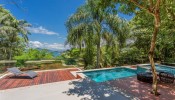 Casa Costo Estaleirinho