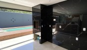 CASA COM PISCINA 04 VAGAS GARAGEM